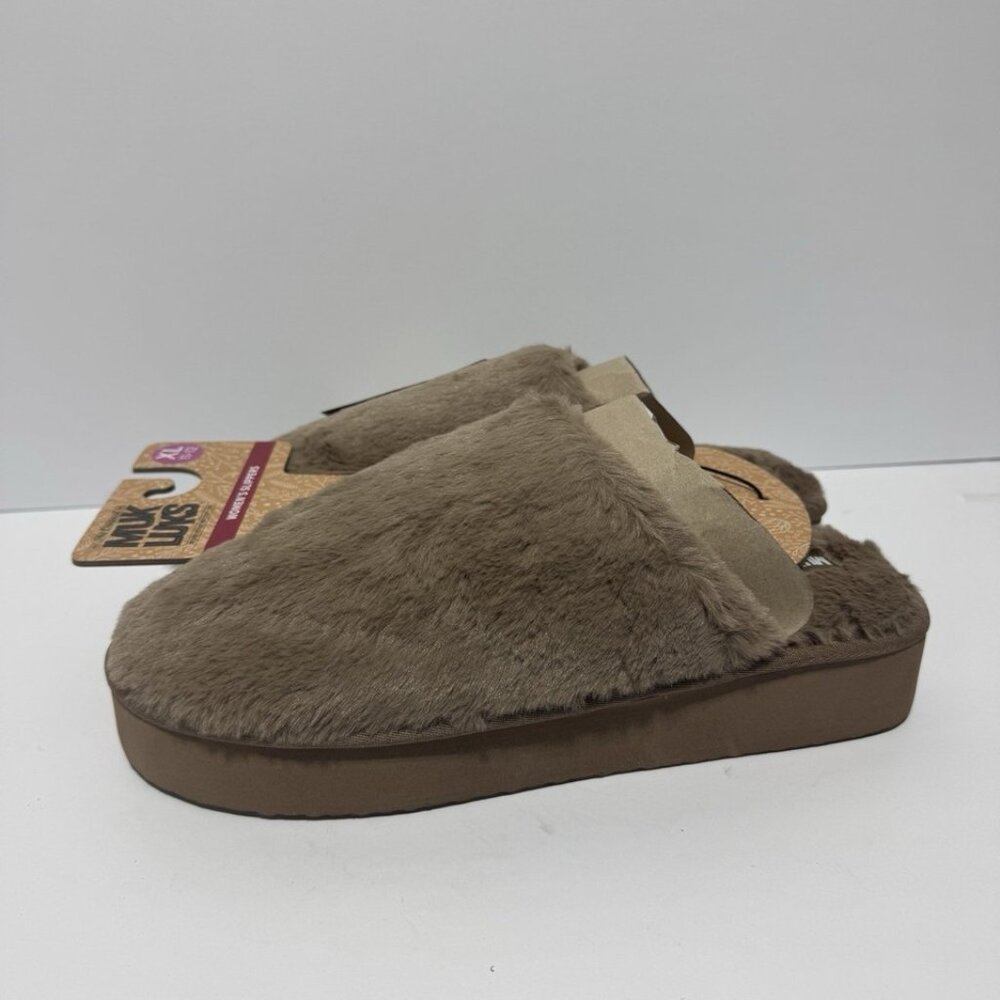 MukLuks Womens Slippers Brown Size XL(11-12)